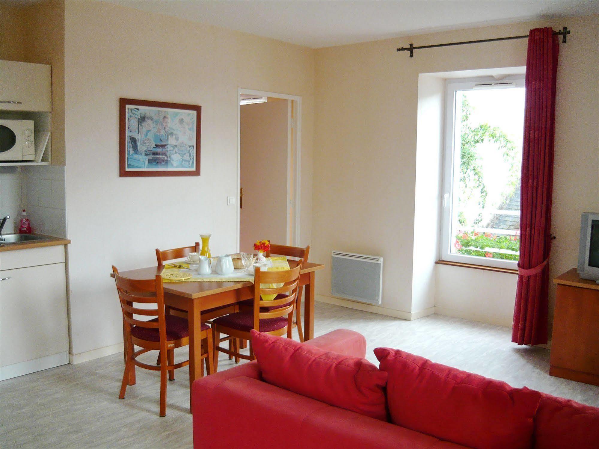 Vacanceole - Ar Peoch โรชฟอต์อองแตร์ ภายนอก รูปภาพ