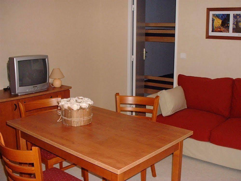 Vacanceole - Ar Peoch โรชฟอต์อองแตร์ ภายนอก รูปภาพ